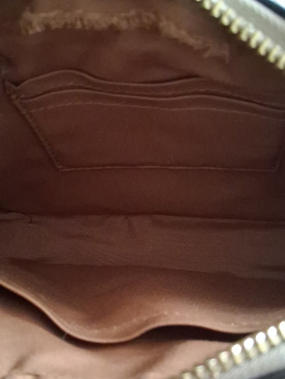 Coach Beige Signature Crossbody with Gold Logo - Picture 6 of 8